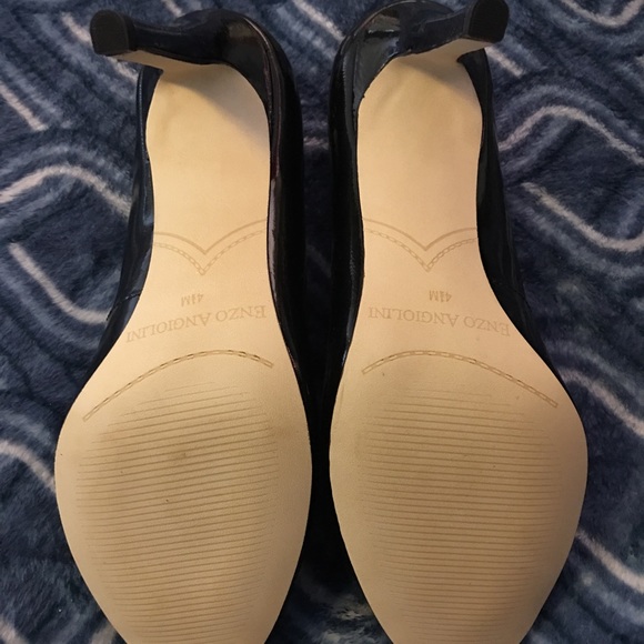 Lady’s shoes - Picture 3 of 4